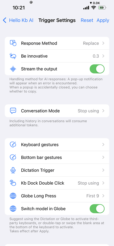 HelloKeyboardAI interface in an official package screenshot